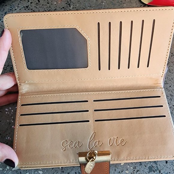 Ladies Wallet - Picture 5 of 5